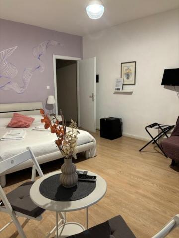 At Home Bed And Breakfast Λούκα Εξωτερικό φωτογραφία