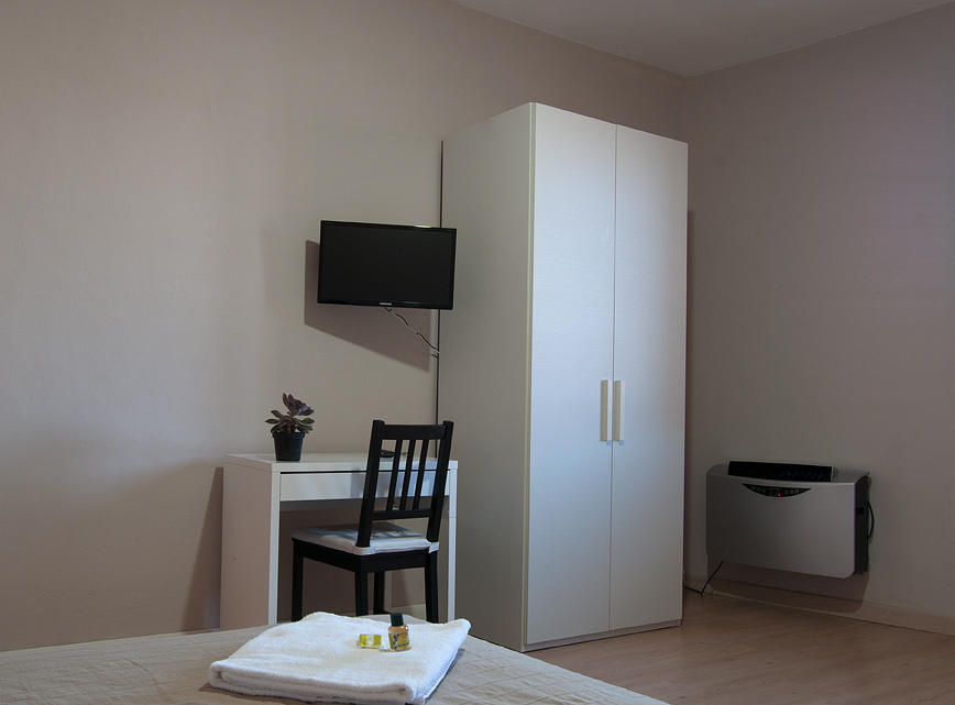 At Home Bed And Breakfast Λούκα Δωμάτιο φωτογραφία