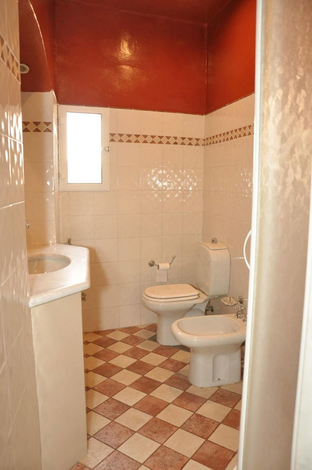 At Home Bed And Breakfast Λούκα Εξωτερικό φωτογραφία